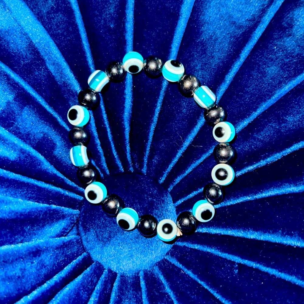 Stretchy Small-Beaded Evil Eye Bracelet